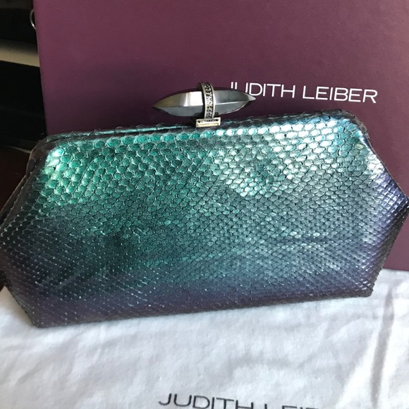 ⛔️SOLDAuthentic Judith Leiber Snake Leather Clutch - Picture 3 of 7